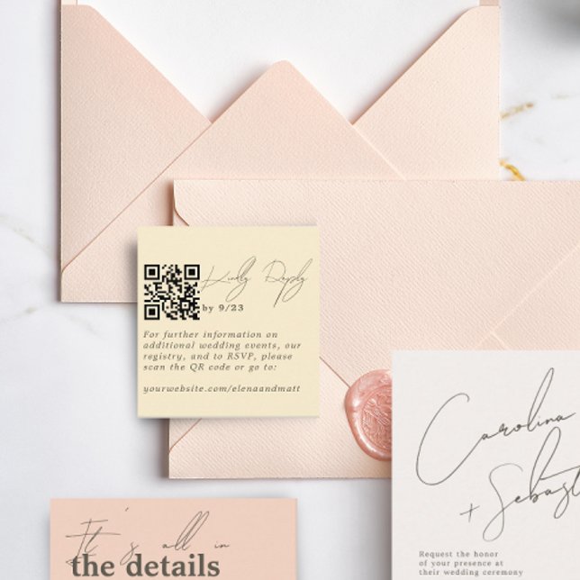 D'accompagnement Carte de code QR RSVP minima moderne jaune pâle (Créateur téléchargé)