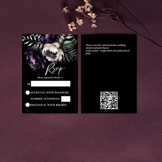 D'accompagnement Carte RSVP moody foncé (Dark moody purple peonies wedding RSVP card gothic wedding rsvp modern qr rsvp)