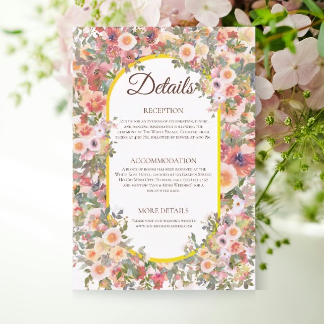 D'accompagnement Charming Spring Floral Mariage Détails Carte (Créateur téléchargé)