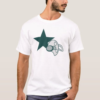 Dallas suce le T-shirt (vert) des hommes