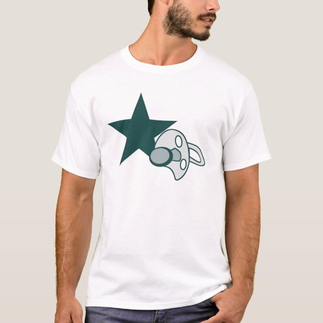 Dallas suce le T-shirt (vert) des hommes (Devant)