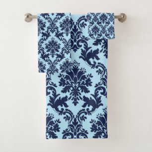 Damas florales vintages bleu marine sur bleu clair