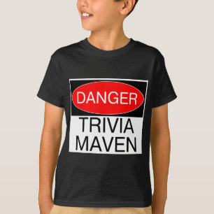 Danger - Maîtresse de Culture Générale T-Shirt Drô