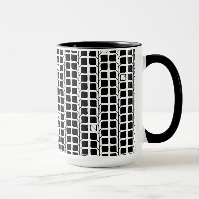 Dans les bois, la Mug noire des Feuilles (Droite)