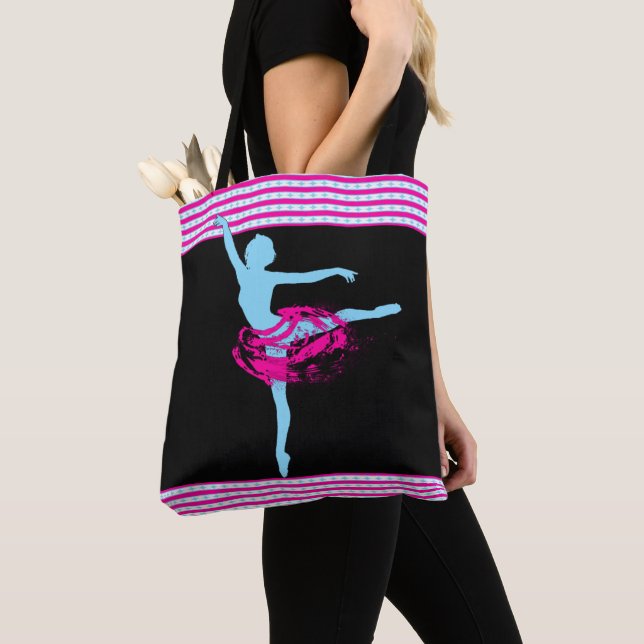 Danse de ballet avec Sac fourre-tout à rayures ros (De près)