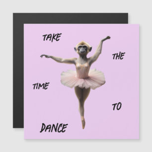 Danseur De Ballet Gibbon Dans Un Tutu,