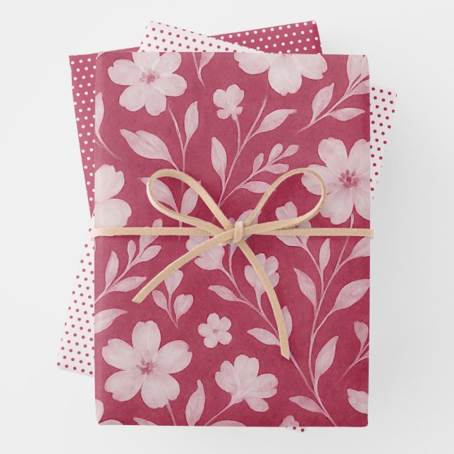 De Papier Cadeau Feuille Classique Floral Art Motif sur rose foncé (En situation)