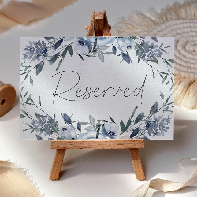 De Placement Dusty Blue Flowers Mariage Réservé Carte Place (Créateur téléchargé)