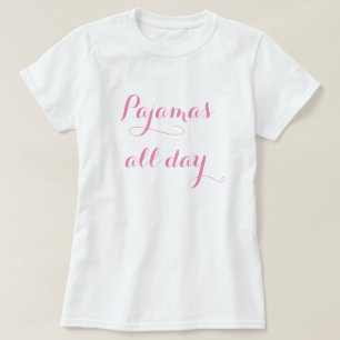 De pyjamas T-shirt toute la journée