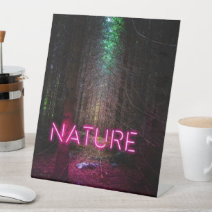 De Table Mystère forêt d'épinette nature néon magenta signe