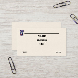 De Visite la 173rd brigade aéroportée contrôle le carte d