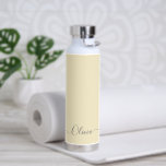 D'eau PixDezines crème vanille do-it-yourself bouteille<br><div class="desc">PixDezines bouteille d'eau,  crème vanille jaune - do-it-yourself Couleur customisez-le avec votre police préférée. Copyright © 2022 PixDezines™. Tous droits réservés.</div>