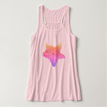 Fleur fanée de concombre d'arc-en-ciel sur un