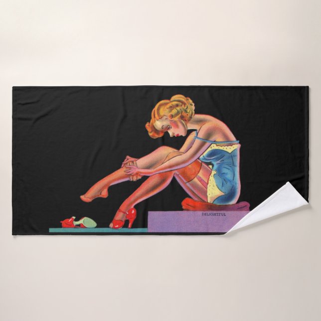 début des années 1940 Jolie petite épinglette (Serviette de bain)