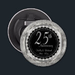Décapsuleur 25e anniversaire du Mariage d'argent<br><div class="desc">Décapsuleur. 25e anniversaire Mariage d'argent Design. 📌 Si vous avez besoin d'une personnalisation plus poussée, cliquez sur le bouton "Cliquez pour Customiser plus loin" ou "Customiser ou modifier la conception" et utilisez notre outil de conception pour redimensionner, faire pivoter, modifier la couleur du texte, ajouter du texte et bien plus...</div>