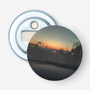 Décapsuleur Conduire à travers l'aimant