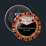 Décapsuleur Couple mariage Las Vegas Style - Rouge<br><div class="desc">Décapsuleur. Couple mariage Las Vegas Style en rouge et or. 📌 Si vous avez besoin d'une personnalisation plus poussée, cliquez sur le bouton "Cliquez pour Customiser plus loin" ou "Customiser ou modifier la conception" et utilisez notre outil de conception pour redimensionner, faire pivoter, modifier la couleur du texte, ajouter du...</div>