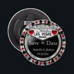 Décapsuleur Enregistrer la date Las Vegas Style - Argent & Rou<br><div class="desc">⭐ ⭐ ⭐ ⭐ 5 Star Review. Vous vous mariez bientôt ? Une façon amusante et unique d'annoncer vos plans mariages. Enregistrez la Date pour votre Mariage un Bottle Opener prêt pour vous à personnaliser. Avec les mots "Save the Date" dans un style Las Vegas en faux argent métallique, rouge...</div>