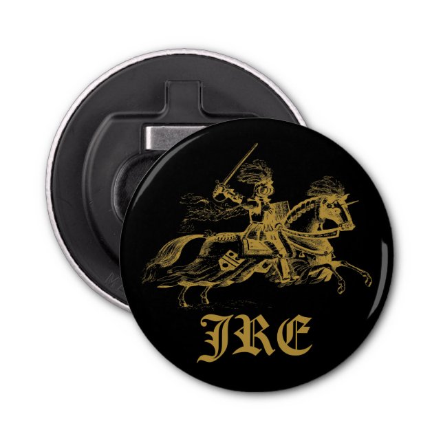 Décapsuleur Initiales décorées d'un monogramme de chevalier (Devant)