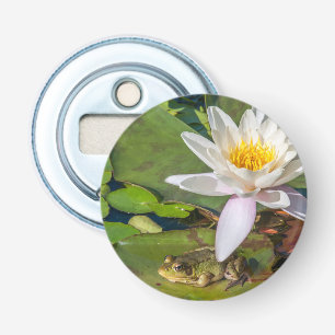 Décapsuleur Une grenouille sous une fleur de nénuphar