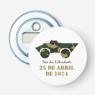 Décapsuleur Véhicule militaire symbole de la Révolution du 25 