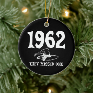 Décoration En Céramique 1962 Ils Ont Manqué Une Sorcière De Salem Hallowee