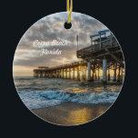 Décoration En Céramique 1er Sunrise 2017 Cocoa Beach<br><div class="desc">Un ornement de Noël avec une photo du premier lever du soleil de 2017. J'ai eu la chance de le voir et de le capturer à Cocoa Beach, en Floride. Vous recherchez plus d'impressions ou de produits ? N'hésitez pas à visiter mon magasin : http://www.zazzle.com/timelessmomentsphtgy Cette photo a été prise...</div>