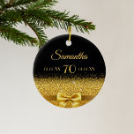 Décoration En Céramique 70e anniversaire noir or élégant nom arc<br><div class="desc">Élégant,  classique,  glamour et féminin. Un arc de couleur or. Arrière - plan noir. Modèles pour son nom,  son âge,  sa date de naissance et sa date d'anniversaire,  à la fois devant et derrière. Lettres d'or.</div>