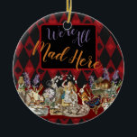 Décoration En Céramique Alice au pays des merveilles Mad Cheshire Chat<br><div class="desc">Ce nouveau design coloré est basé sur des dessins classiques d'Alice au pays des merveilles,  datant des années 1800,  montrant la fête du thé fou avec Alice,  le Chapeau Mad,  le Cheshire Cat,  le Lapin Blanc ainsi qu'une variété de personnages. De Alice au pays des merveilles par Lewis Carroll.</div>