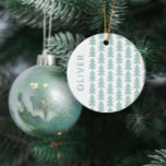 Décoration En Céramique Aqua géométrique moderne bleu sapin de Noël<br><div class="desc">Aqua géométrique moderne bleu et blanc sapin de Noël audacieux décoration de vacances graphique minimaliste cadeau ornement design.</div>