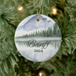 Décoration En Céramique Aquarelle de Banff Aiguilles du lac des Montagnes<br><div class="desc">Sympa personnalisable western mountain Trip souvenir. Personnalisation : Changez la légende et l'année pour la rendre unique.</div>