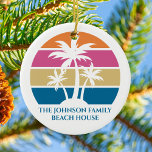 Décoration En Céramique Beach House Palm Tree Cute Tropical Island Custom<br><div class="desc">Ce joli ornement de Noël de palmier tropical est le parfait gardien pour un séjour de printemps avec vos amis de l'université ou un plaisir de croisière en bateau de vacances en famille. Personnalisez un ensemble de porte - clés customisés pour votre sortie en groupe à la plage ou une...</div>