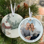 Décoration En Céramique Bois Cabine aquarelle photo personnalisée<br><div class="desc">Photo ornement de Noël que vous pouvez personnaliser pour votre mari ou n'importe qui d'autre! Le design a une scène d'aquarelle élégante sur un côté du cabine forestier dans la neige. L'autre côté a votre photo et vos noms ou tout autre texte personnalisé. Le modèle photo affiche votre photo au...</div>