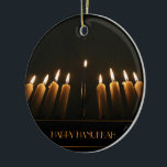Décoration En Céramique Bougies brûlantes heureuses de Hanoukka Menorah<br><div class="desc">Les bougies brûlantes ornement en céramique élégant,  vous de Menorah de cadeau heureux de Hanoukka pouvez changer ou supprimer le texte</div>
