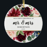 Décoration En Céramique Burgundy Blush Floral Premier Noël<br><div class="desc">Cet ornement de Noël élégant et personnalisable présente de magnifiques flores d'aquarelle en bordeaux,  roux et marine avec une option pour ajouter une photo sur le dos. Pour effectuer des modifications avancées,  sélectionnez l'option "Cliquez pour customiser plus loin" sous Personnaliser ce modèle.</div>