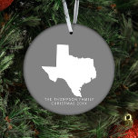 Décoration En Céramique Cadeau Pour Couples Amis Clients Texas Noël<br><div class="desc">Voici notre "Texas Dark Grey Ceramic Ornament with Photo", un ajout sophistiqué et personnalisé à votre décor de vacances. Conçu avec soin, cet ornement en céramique présente un arrière - plan gris foncé élégant orné d'un graphique de l'état du Texas et vous offre l'espace pour ajouter votre photo chère. La...</div>