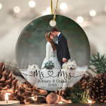 Décoration En Céramique Calligraphie Coeur M. et Mme Mariage Photo<br><div class="desc">Moderne minimaliste Simple Calligraphie Script Mr et Mrs Heart Bride et Groom Mariage Ornement photo</div>