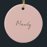 Décoration En Céramique Calligraphie Élégant Rose Or Plaine Nom simple<br><div class="desc">Vous recherchez une belle calligraphie avec une écriture esthétique ? Ce design simple et attrayant est fait pour vous. Ce produit impressionne immédiatement ceux qui le voient. Le design raffiné et de bon goût reflétera immédiatement la qualité de votre relation et de votre famille.</div>