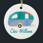 Décoration En Céramique Caravane de conception rétro personnalisée<br><div class="desc">Voir la gamme complète de 25 caravanes rétro par Trina Esquivelzeta @SurfaceHug sur divers autres produits de la collection ci-dessous.</div>