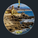 Décoration En Céramique Cerritos Beach, Hacienda,<br><div class="desc">Le majestueux Hacienda Cerritos s'élève en hauteur et offre une belle vue sur la plage de Cerritos,  sur le littoral de la Basse Californie du Sud.</div>