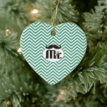Décoration En Céramique Chalkboard Mr Jaune et Green Zigzag Chevron<br><div class="desc">Tableau de bord M. Mariage jaune et turquoise</div>