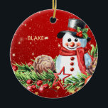 Décoration En Céramique Chapeau supérieur Snowman - Garde-bébé Personnalis<br><div class="desc">Apportez un charme fantaisiste à vos décorations de vacances avec l'Ornement Snowman souriant! Ce design festif présente un ravissant bonhomme de neige aquarelle portant un chapeau noir classique orné d'un ruban rouge et de feuilles saints aux baies. Son joyeux museau rouge, son corps boutonné et son sourire chaleureux sont entourés...</div>
