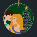 Décoration En Céramique Couple lesbienne de Noël LGBT<br><div class="desc">Belle décoration de Noël lesbienne avec un couple gay romantique. Deux femmes se tiennent dans une étreinte amoureuse devant un arbre de Noël festif sur un joli cadeau de décoration pour vos amis LGBT</div>