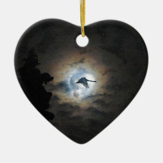 Décoration En Céramique Cygne trompette volant sous une pleine lune d'hive