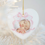 Décoration En Céramique Élégant rose bébé fille photo premier Noël<br><div class="desc">Ce premier ornement de Noël pour petite fille présente un design doux et élégant. Il affiche la photo d'un nouveau-né encadré par un ruban délicat d'aquarelle rose en forme d'arc. À l'arrière,  ajoutez votre texte personnalisé,  tel que les statistiques de naissance.</div>