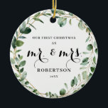 Décoration En Céramique Élégante verdure géométrique Premier Noël<br><div class="desc">Cet ornement de Noël élégant et personnalisable est orné d'un cadre doré géométrique orné de feuilles d'eucalyptus moody aquarelle. Pour effectuer des modifications avancées,  sélectionnez l'option "Cliquez pour customiser plus loin" sous Personnaliser ce modèle.</div>