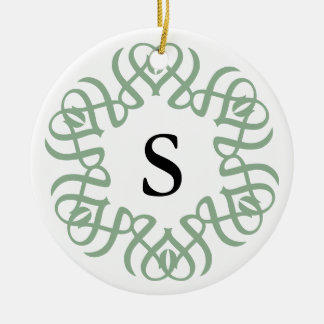 Décoration En Céramique Famille de monogramme floral vert sauge élégant