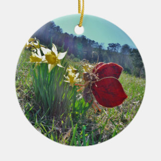 Décoration En Céramique fée à aile rouge et jonquilles