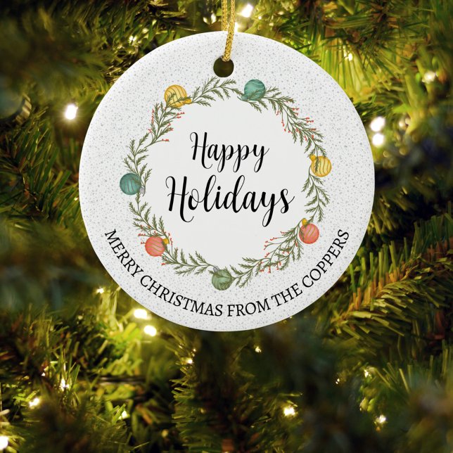 Décoration En Céramique Festive Wreath Happy Holidays Ornament (Créateur téléchargé)