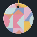 Décoration En Céramique Formes géométriques colorées mignonnes Collage<br><div class="desc">Ce collage graphique amusant et frais présente des formes géométriques simples dans une palette de couleurs mignonnes de pastels et de droits doux.</div>